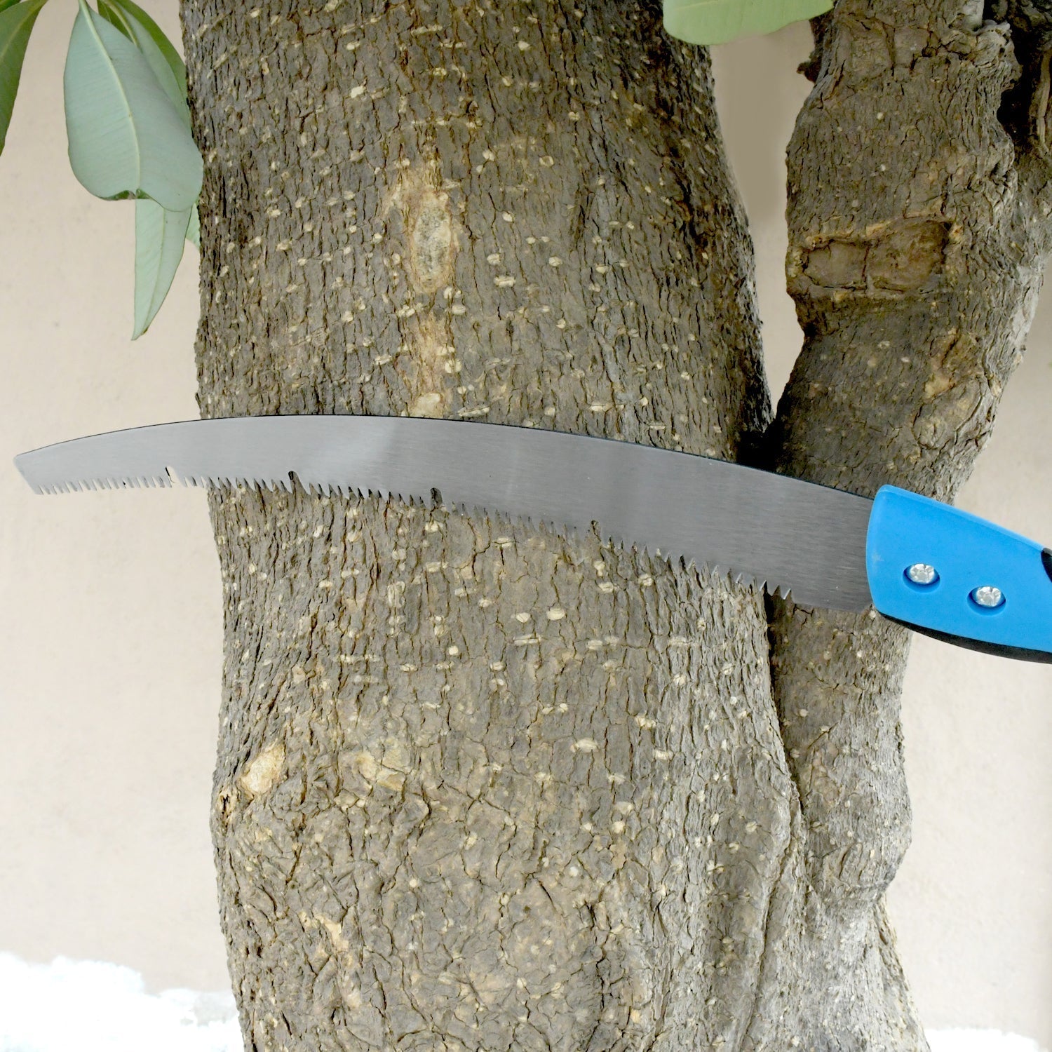 20-Inch High Carbon Steel Pruning Saw – Sharp Teeth, Cover Included